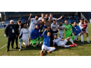 Şampiyon Karacabey Belediyespor 2. Lig’de