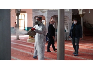 Tüm Camiler Dezenfekte Edildi