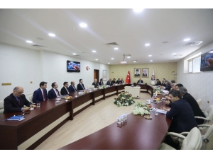 Sakarya Valiliğinde Koronavirüs Toplantısı