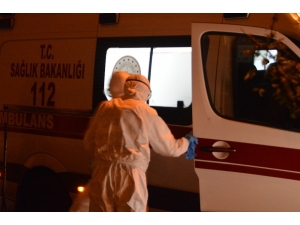 Beyoğlu’nda 4 Kişilik Aile “Korona Virüs” Şüphesiyle Hastaneye Kaldırıldı