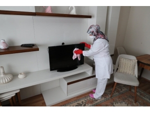 Dışarı Çıkamayan Başakşehirlilere Evde Bakım Hizmeti