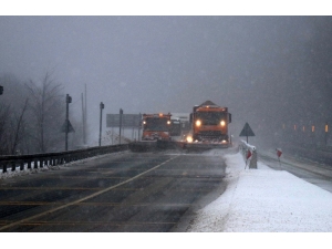 Bolu Dağı’nda Kar Yağışı Sürüyor