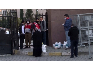 Karantina Yurtlarındaki Vatandaşlar 2’nci Güne Uyandı