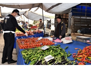 Toroslar Zabıtasından Pazar Yerlerinde Sıkı Denetim