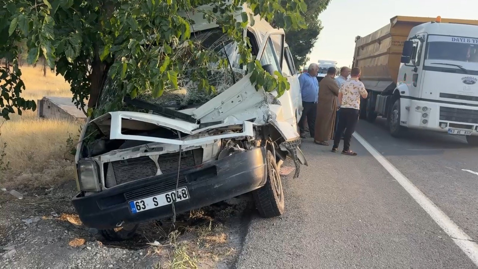 sanliurfa-da-zincirleme-trafik-kazasi-4-yarali