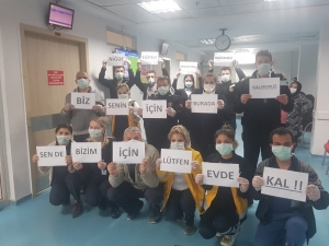 Niğde‘de Hastane Çalışanlarından ‘Evde Kal’ Çağrısı