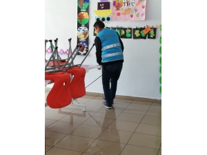 Yükümlülerden Okullarda Dezenfekte Çalışması