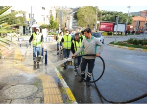 Balçova Ve Çiğli’de Korona Virüsüne Karşı Mücadele Hız Kesmiyor
