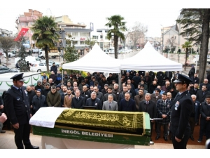 Başkanvekili Kara Toprağa Verildi