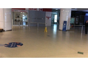 Korona Virüs Salgını Tehlikesiyle Esenyurt’ta Avm Kapandı