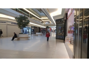 Mağazaların Yüzde 90’ı Kapandı, Avm’ler Kapatmıyor