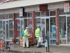 Ticarethanelerde İlaçlama Seferberliği