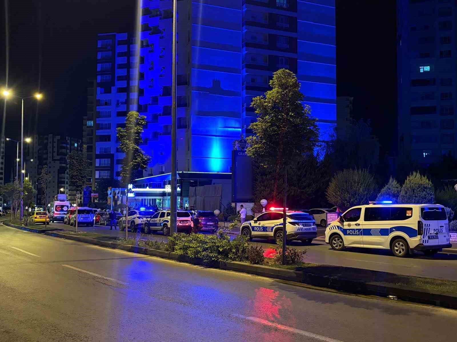 genc-kadini-bicakladiktan-sonra-asagi-atan-zanli-cinayeti-cektigi-video-ile-itiraf-etmis