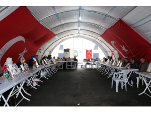 Hdp Önündeki Ailelerin Evlat Nöbeti 199’uncu Gününde