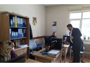 Belediye Çalışanlarına Ücretsiz Dezenfektan Dağıtıldı