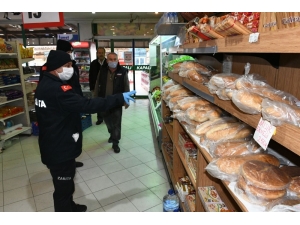 Zabıta Ekipleri Hem Denetledi Hem De Bilgilendirdi