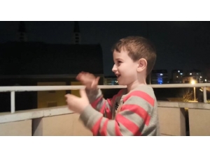 Bursa’da Sağlık Çalışanlarına Alkışlarla Teşekkür