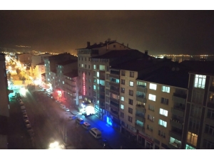 Bitlislilerden Sağlık Çalışanlarına Alkışlı Destek