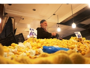 Pazarcılar Korona Virüsüne Karşı Tedbirlerini Aldı