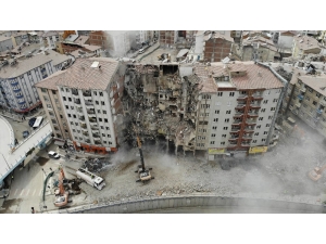 Elazığ’da 12 Saatte 55 Deprem Meydana Geldi