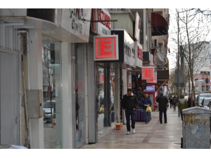 Koronadan Dolayı Bulunamayan Ürünlere Ateş Ölçer De Eklendi