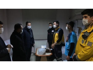 Başkan Yavaş’tan Sağlık Çalışanlarına Moral Ziyareti