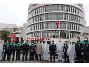 Bolu Belediyesi, Korona Virüse Karşı 50 Kişilik Temizlik Timi Kurdu
