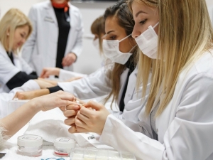 Güzellik Salonlarında Korona Tedbiri