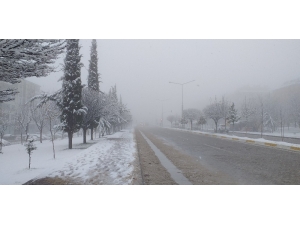 Besni’de Kar Yağışı