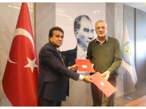 Mezitli Belediyesi, Belediye İş Sendikasıyla Toplu Sözleşme İmzaladı