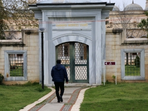 Adana’nın En Büyük Camisine 1 Kişi Geldi