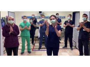 Gaziantep’te Sağlıkçılardan Vatandaşa Alkışlı Teşekkür