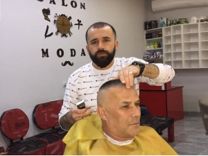 Ünye’de Kuaför Ve Berberlere Korona Virüsü Tatili