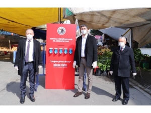 Kartal’da Pazarlara El Dezenfektan Ünitesi Kuruldu