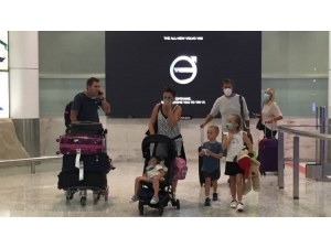 Avustralya Yabancıların Ülkeye Girişlerini Yasakladı