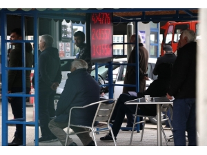 Doktora Değil Araç Muayenesine Koştular