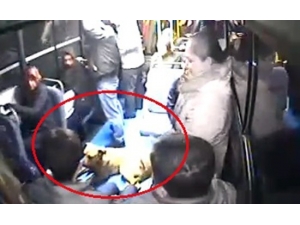 Halk Otobüsüne Binen Köpeği Gören Vatandaşlar Büyük Panik Yaşadı