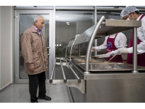 Mersin’de Mahalle Mutfakları Hizmete Girmeye Başladı