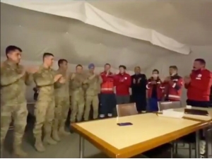 Sahra Hastanesi Çalışanlarından “Evde Kal” Çağrısı