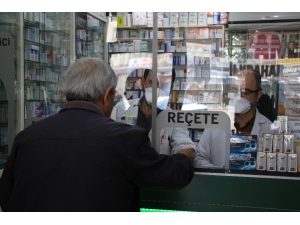 Korona Virüsüne Karşı Elazığ’da Eczacılardan Özel Önlem