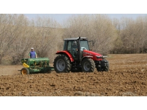 Çiftçilere Mazot Gübre Desteği Sürüyor