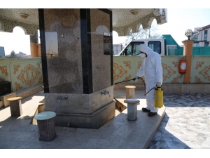 Serdivan’ın Her Noktası Dezenfekte Ediliyor