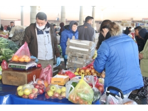 Kuyucak’ta Pazar Yerlerinde Korona Virüs Riskine Karşı Önlemler Alındı