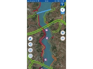 Vatandaş Uyarıyı Dikkate Almadı: İstanbul Boğazı Çevresi Kırmızı Renge Büründü
