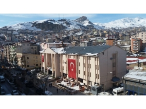 Hakkari Belediyesi’nden Evden Çıkmayın Çağrısı