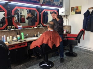 Berber, Kuaför Ve Güzellik Salonları Kepenkleri İndirdi