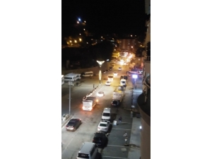 Hizanlılardan Sağlık Çalışanlarına Alkışlı Destek