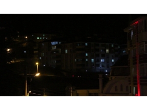 Karabük Ve Zonguldak Sağlık Çalışanlarına Alkışlarla Sahip Çıktı