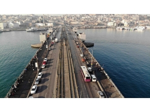 Olta Balıkçıları Korona Virüse Rağmen Tarihi Galata Köprüsü’nde