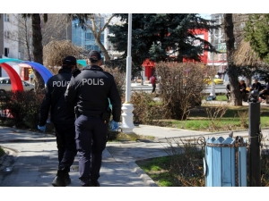 Erzincan Emniyeti Korona Virüse Karşı Etkin Bir Mücadele Yürütüyor